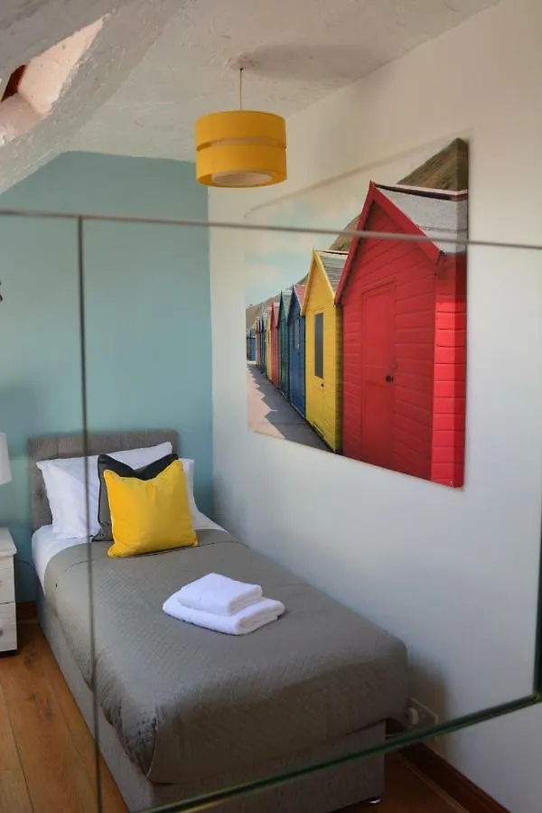 Dream Catcher Cottage Уитби Дом отдыха